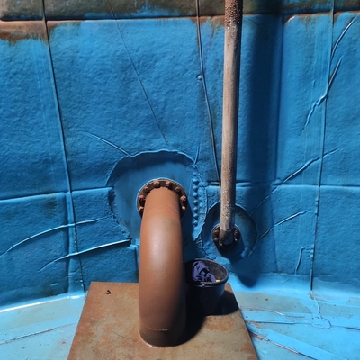 Czyszczenie zbiornika zapasu wody ppoż. (w trakcie prac)